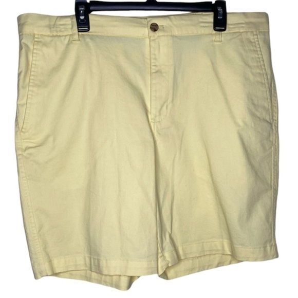 Chaps Classic Chino Stretch Shorts (Size:38, Color:Pastel-Yellow) - Picture 1 of 4